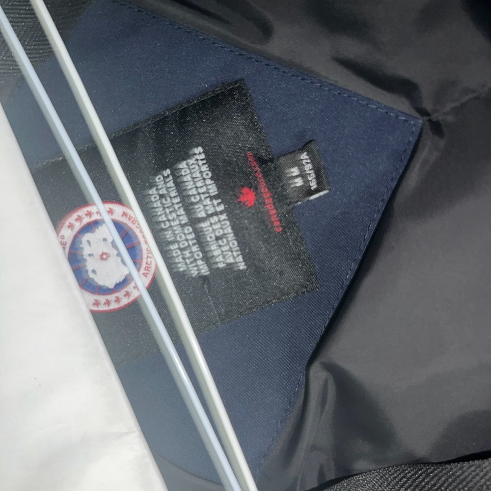 Canada Goose Parka (size medium) Navy blue